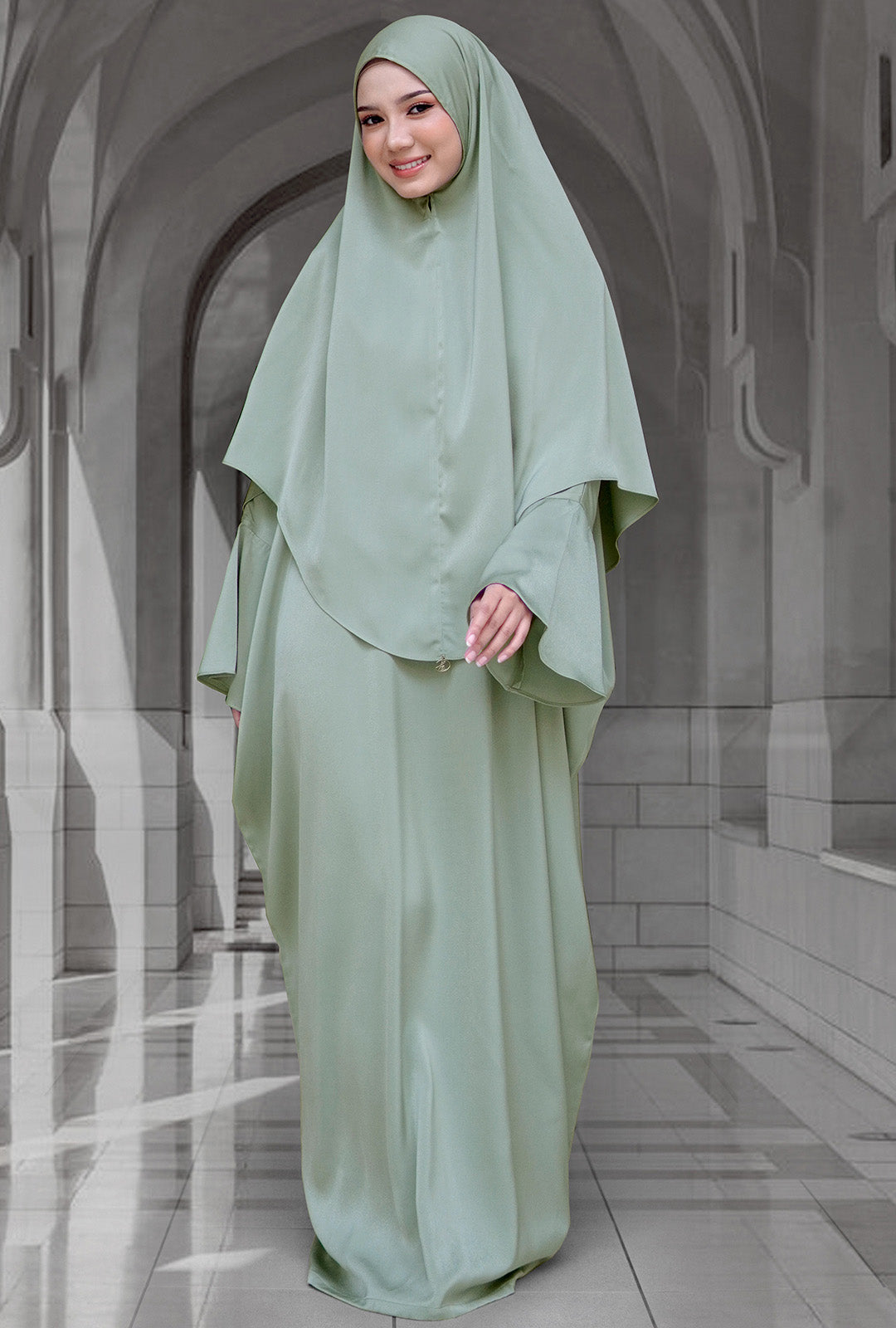 Kaftan Khadeeja in Sage Green
