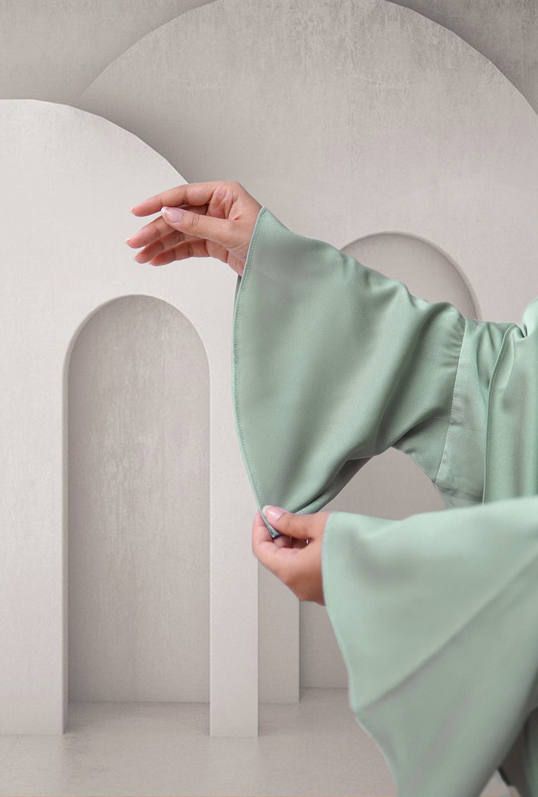 Kaftan Khadeeja in Sage Green