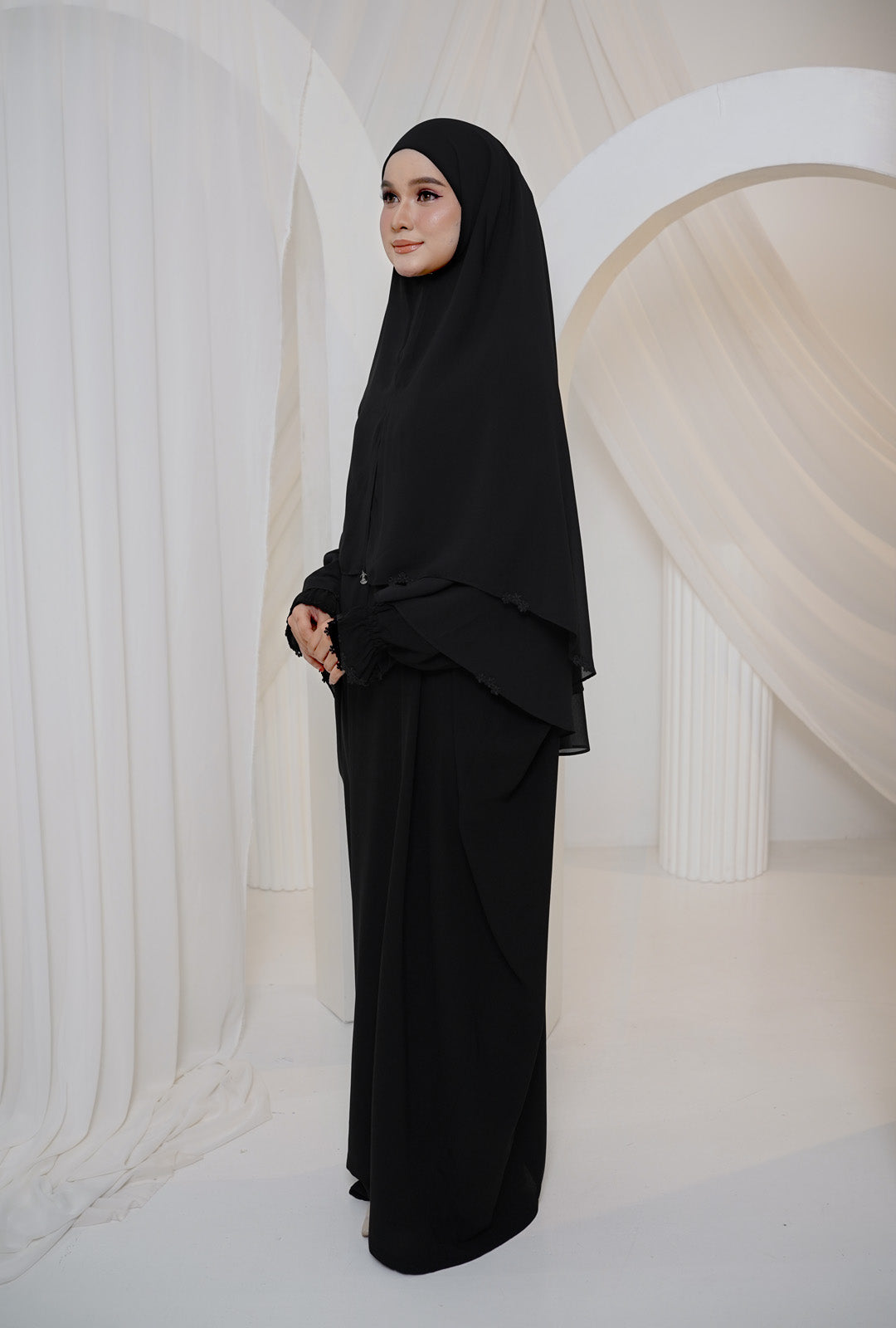 Sumayya 2.0 in Black