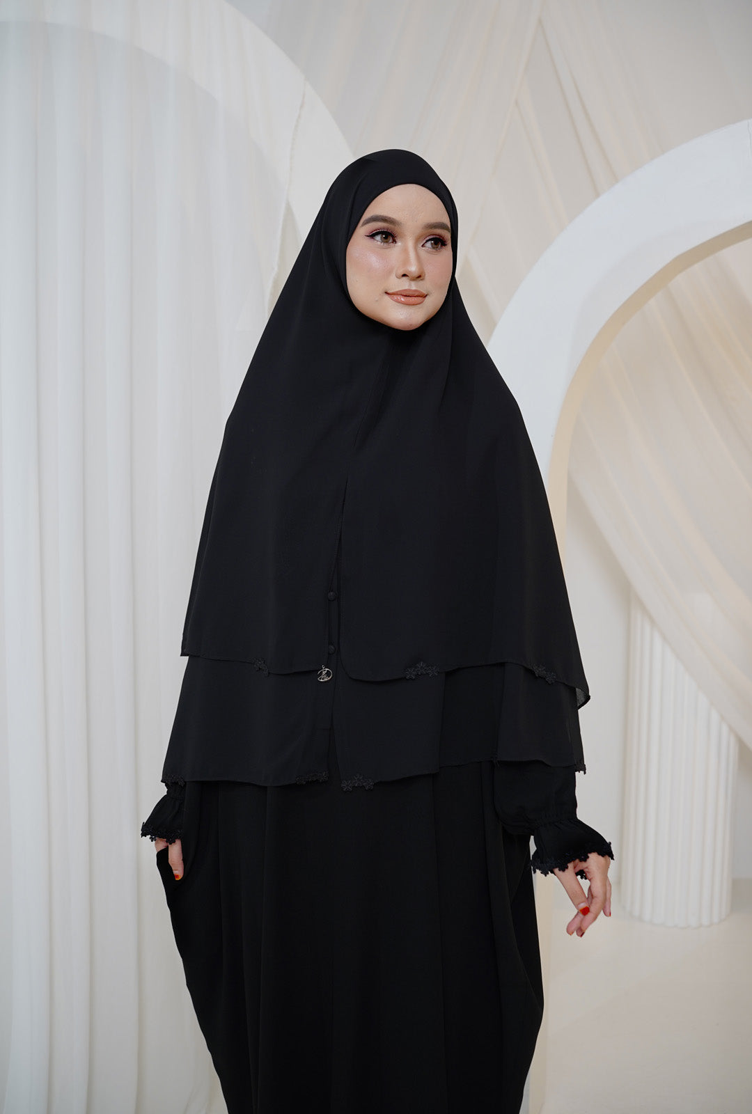 Sumayya 2.0 in Black