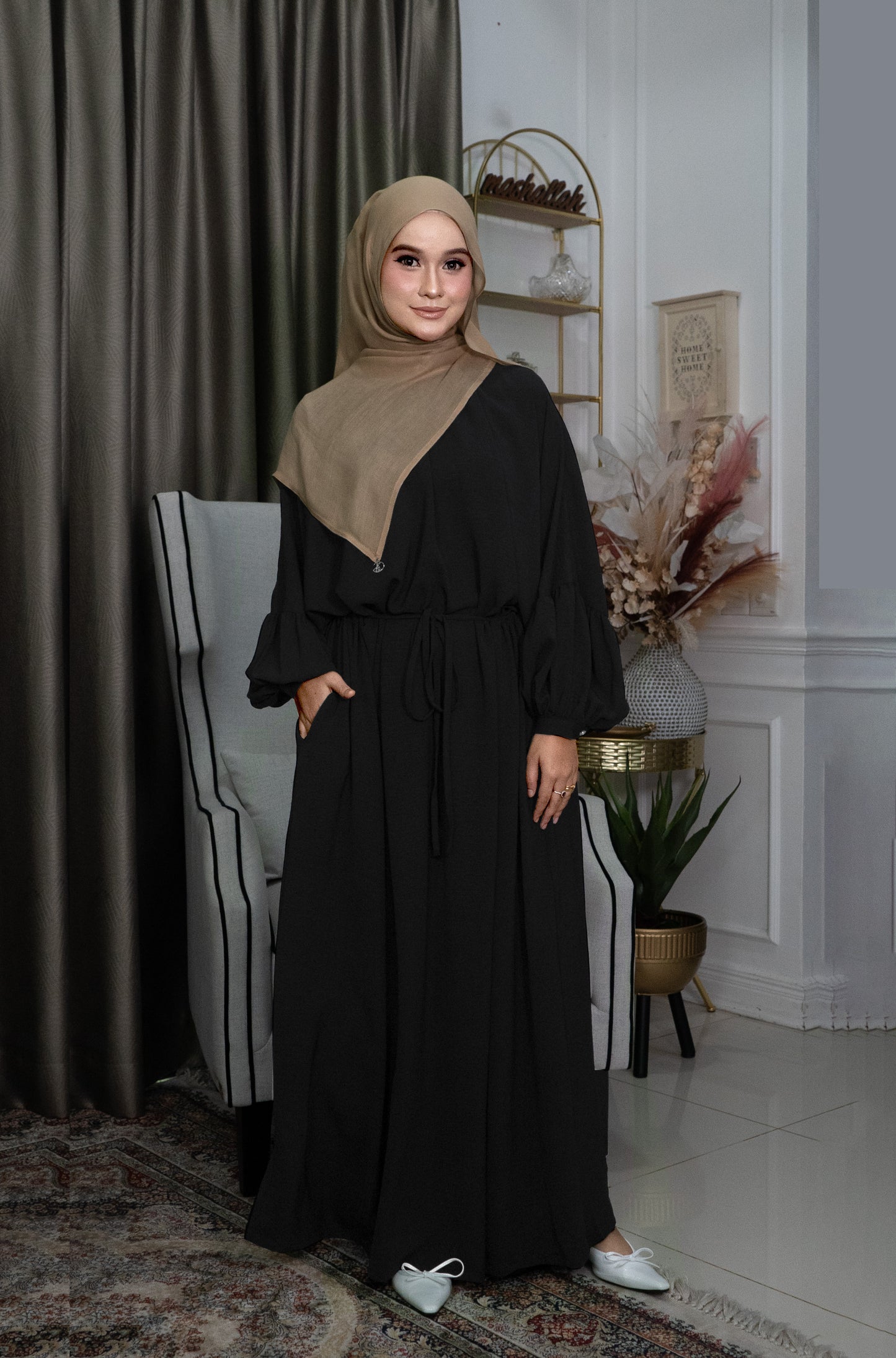 Yana Dress in Black