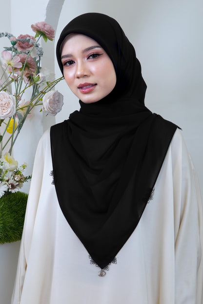 Sumayya Shawl in Black