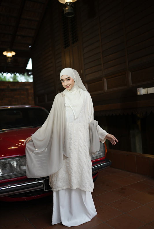 Kurung Melur Embroidery in Cream White