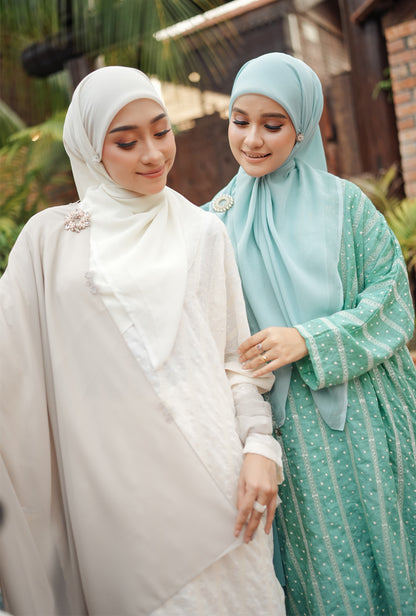 Kurung Melur Embroidery in Teal Green