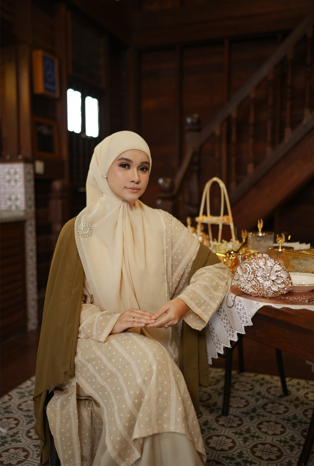 Kurung Melur Embroidery in Khaki