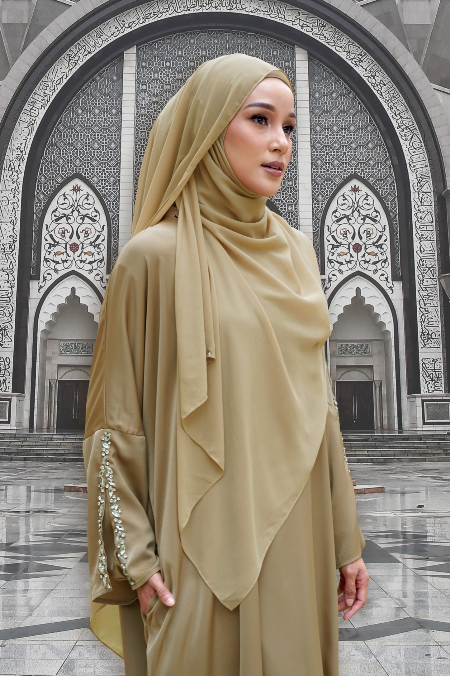 [PRE ORDER EARLY FEB] Qameela in Light Brown