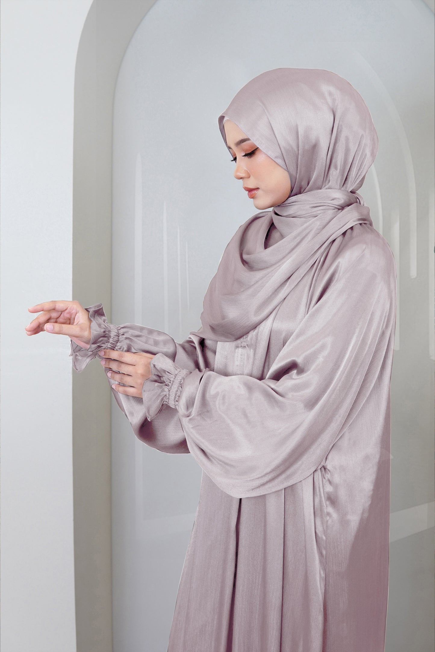 Abaya Ariana in Lilac