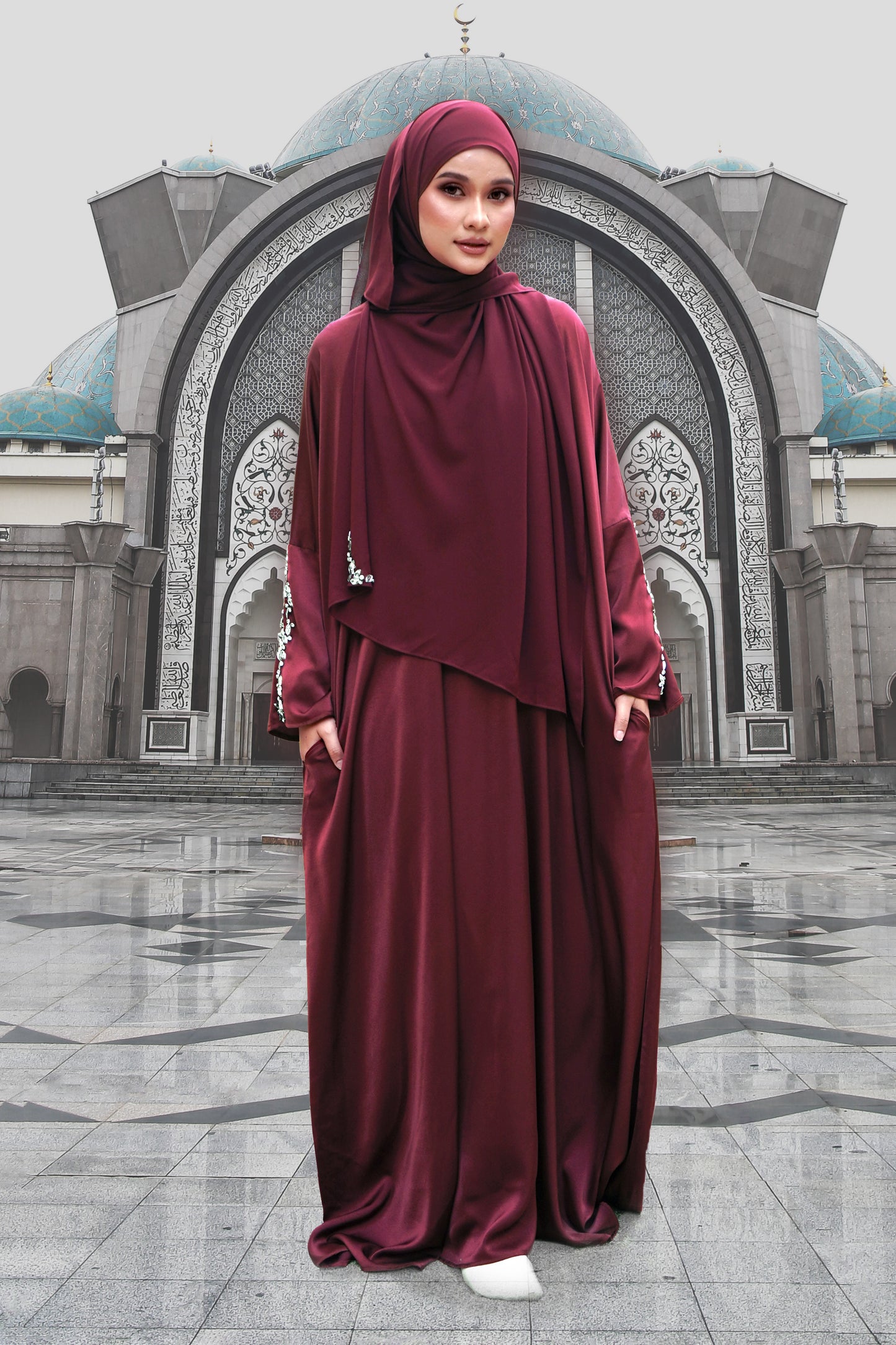 [PRE ORDER EARLY FEB] Qameela in Maroon