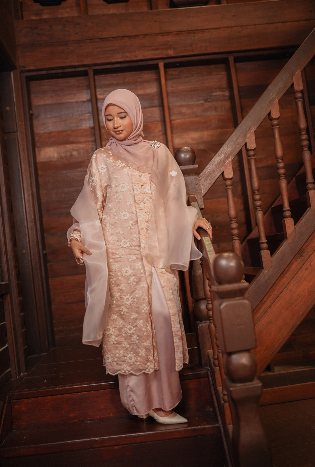 Kebarung Kesuma in Peachy Pink [Pre - Order -15 March]