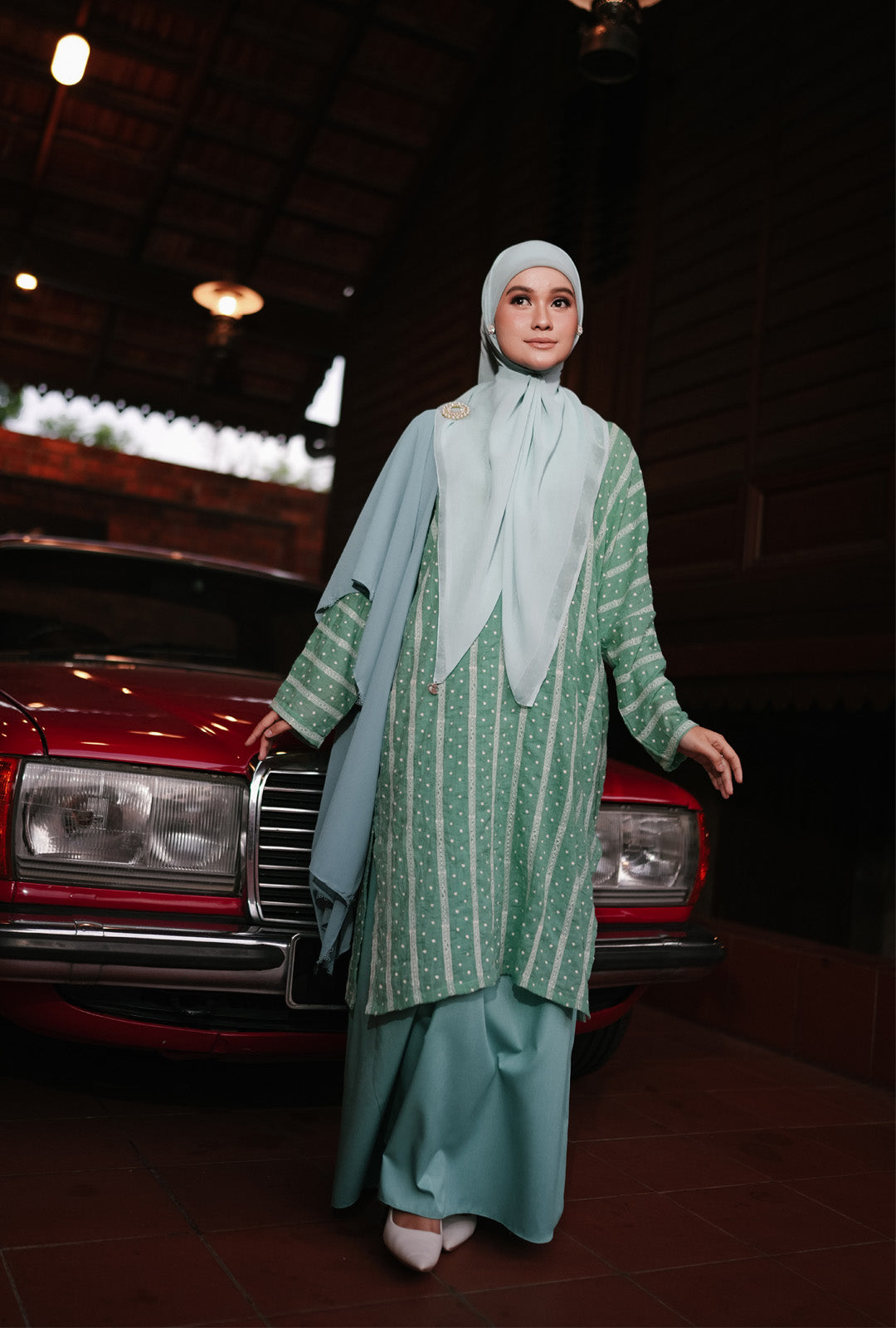 Kurung Melur Embroidery in Teal Green