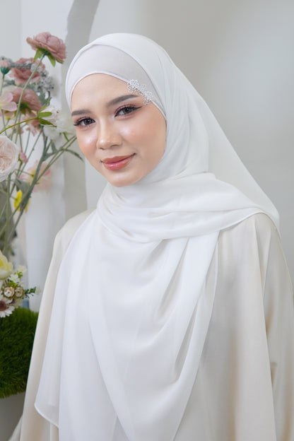 Sumayya Shawl in White