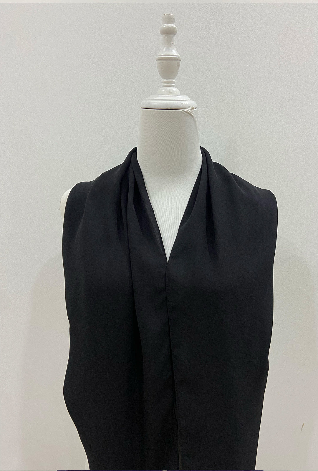 Maxi Hoodie Chiffon Shawl Halfmoon in Black