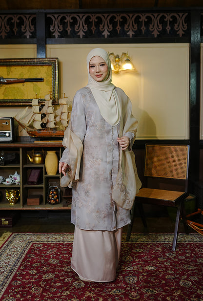 Kebarung Kesuma 2.0 in Cream