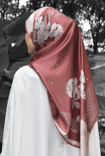 Sakura Shawl (Satin) in Dusty Cherry