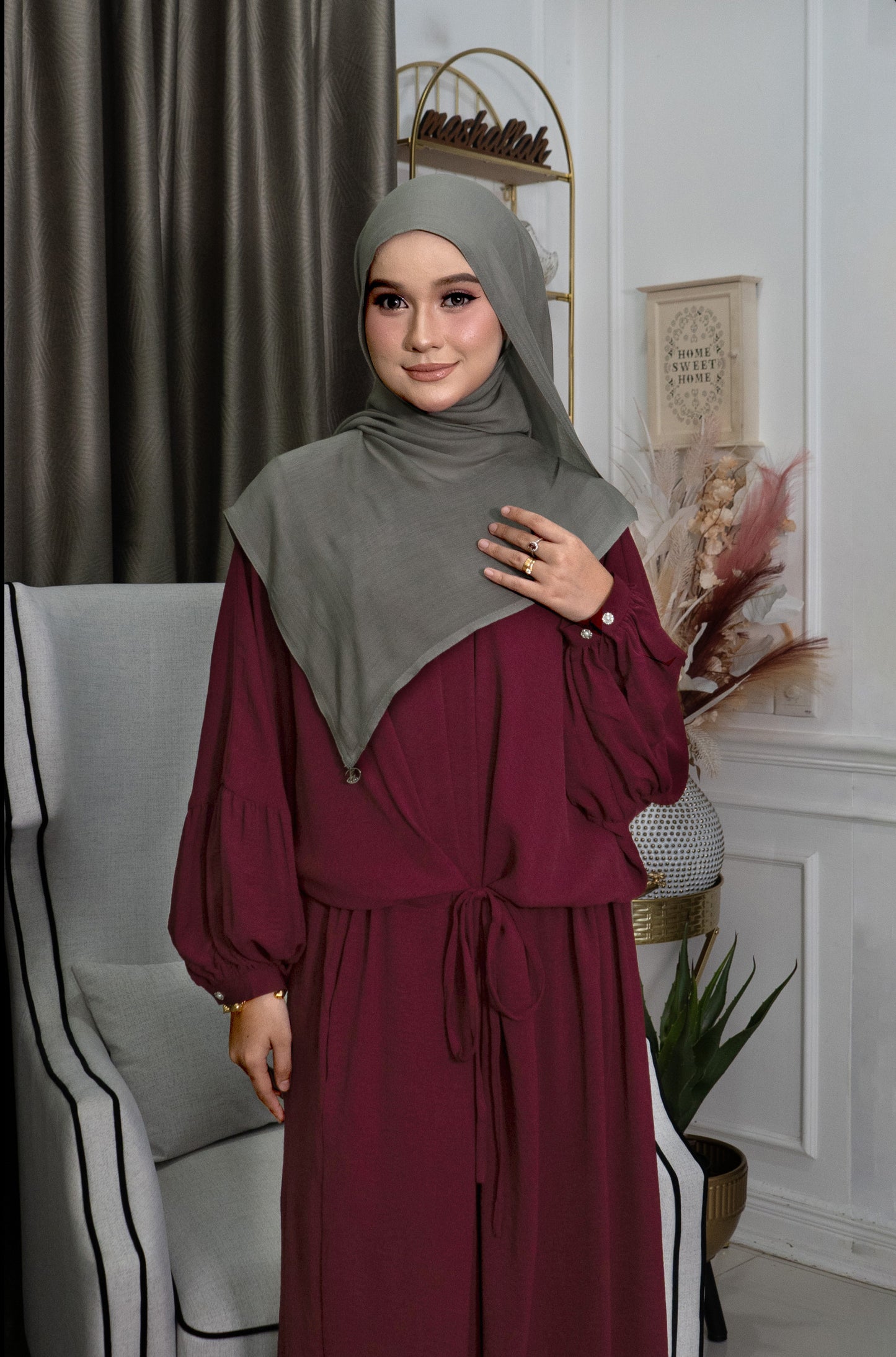 Yana Dress in Maroon