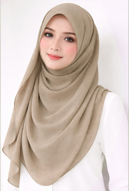 Maxi Hoodie Chiffon Shawl Halfmoon in Ovaltine