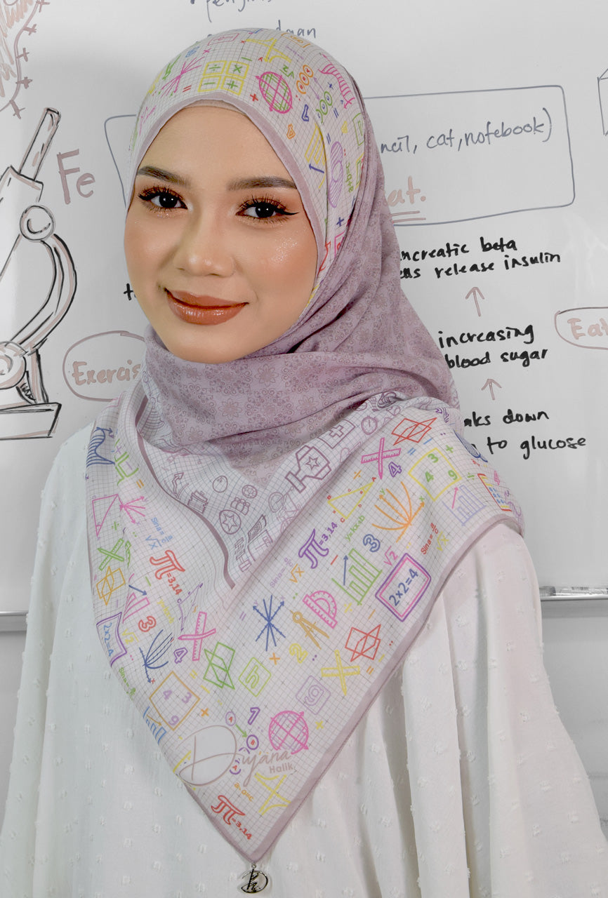 Subjects Bawal Square in Soft Pink