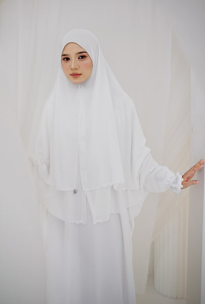 Sumayya 2.0 in White