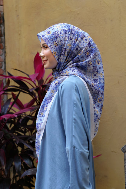 The Astana Series -Ameera in Blueish Amber